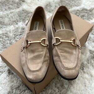 Carrine Steve Madden loafer